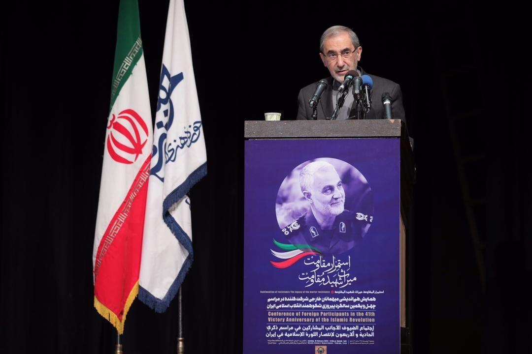 انقلاب بزرگ اسلامى، تمام مسلمانان و آزادیخواهان دنيا را اميدوار كرد