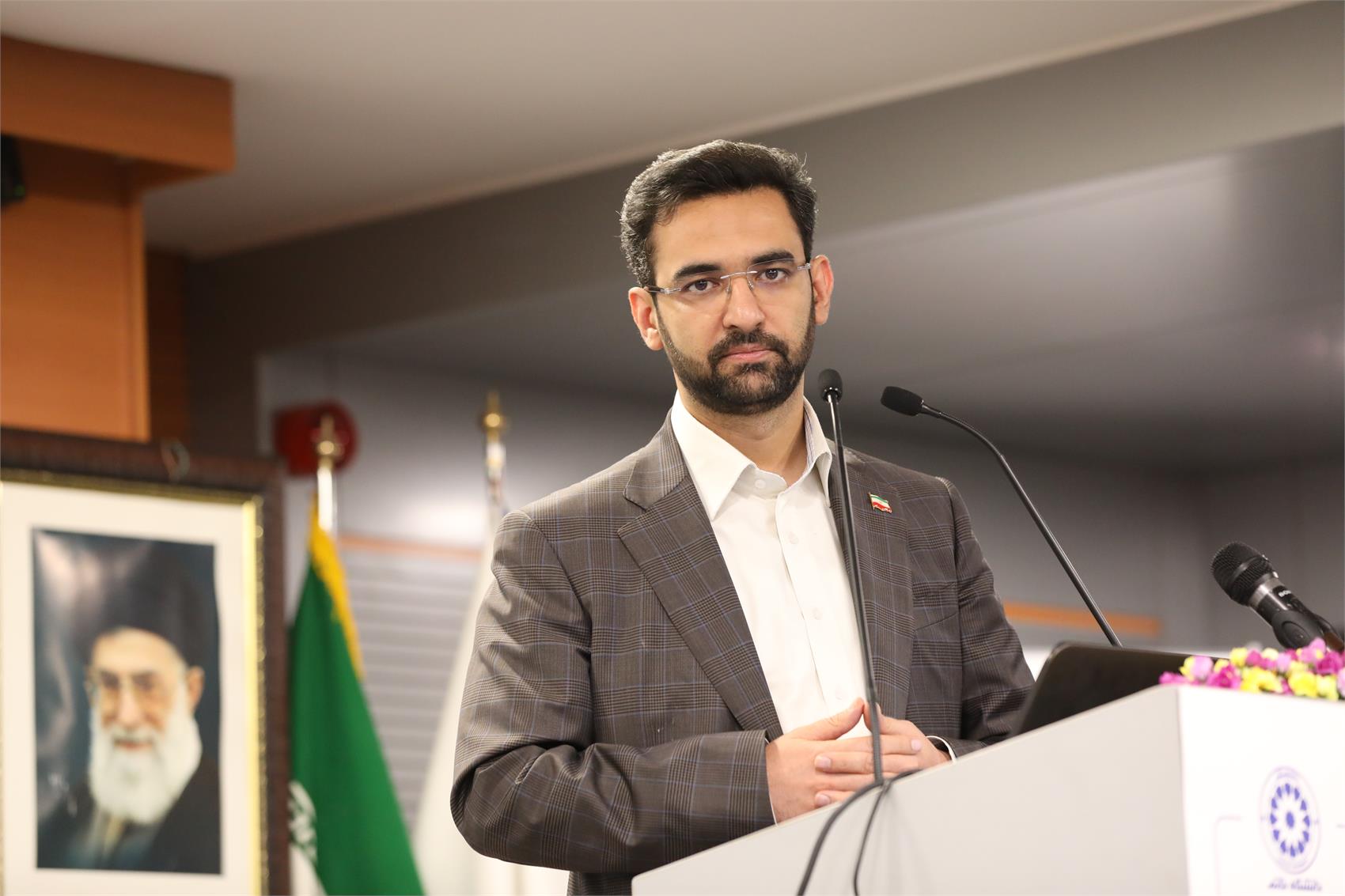 توسعه خدمات الکترونیک سلامت از اولویت‌های دولت دوازدهم است
