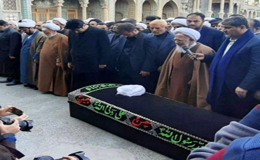 پیکر آیت الله طبرسی در قم تشییع شد