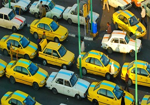 افزایش خودسرانه کرایه تاکسی سرویس‌ها تخلف است/ رانندگان خواستار افزایش ۴۰ درصدی کرایه‌ها هستند