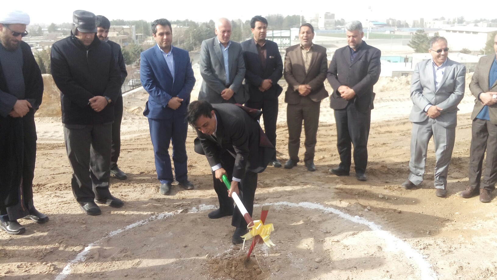 آغاز ساخت بوستان پدر در شهربابک