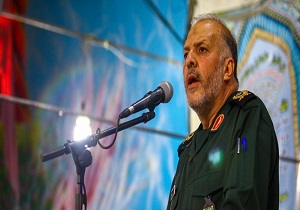 انقلاب اسلامی ایران به‌راحتی و تنها با دادن چند شعار پیروز نشده است