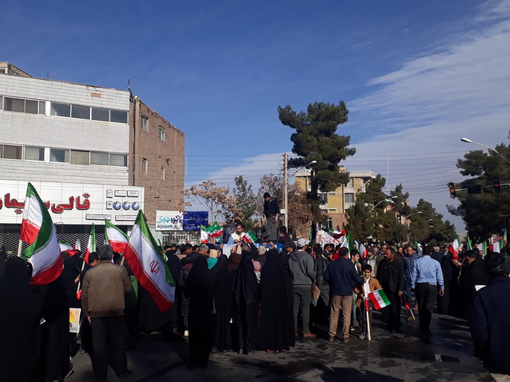 آغاز راهپیمایی ۲۲ بهمن در شهرستان‌های کرمان+ تصاویر