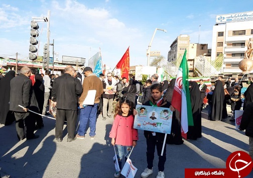 حضور مردم انقلابی اهواز در راهپیمایی ۲۲ بهمن