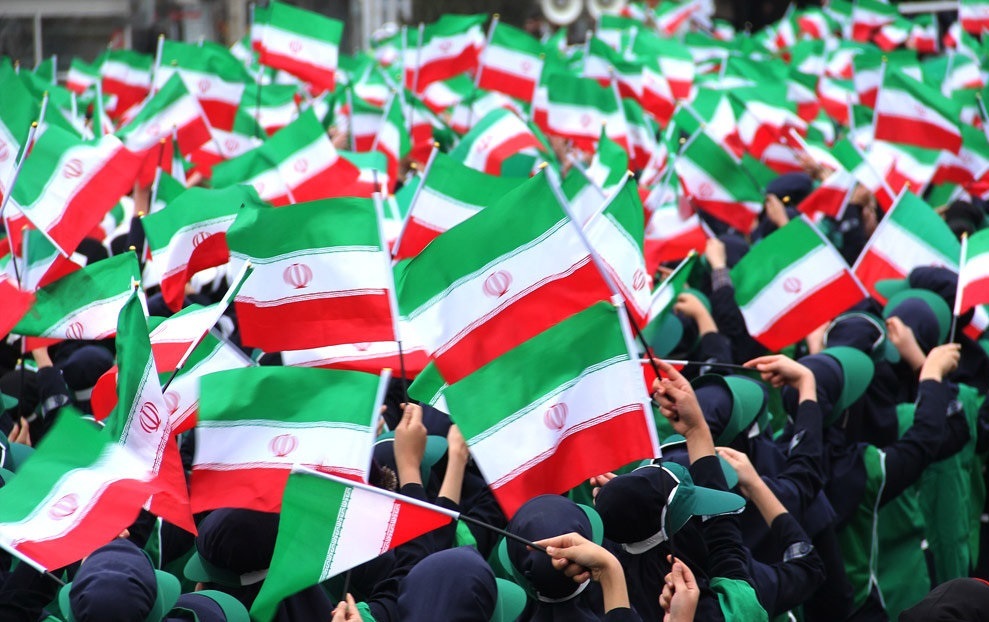 حکم شرعی شرکت در راهپیمایی ۲۲ بهمن از دیدگاه رهبر انقلاب و مراجع تقلید