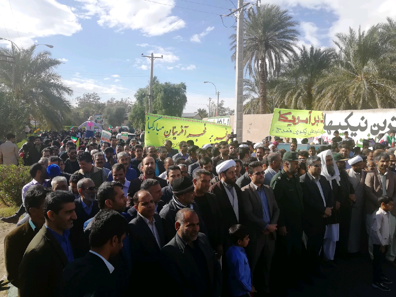آغاز راهپیمایی ۲۲ بهمن در شهرستان&zwnj;های کرمان