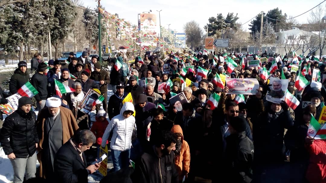 حضور باشکوه البرزی‌ها در راهپیمایی ۲۲ بهمن