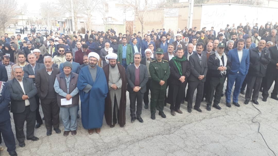 حضور پرشور مردم ایلام در راهپیمایی یوم الله ۲۲ بهمن