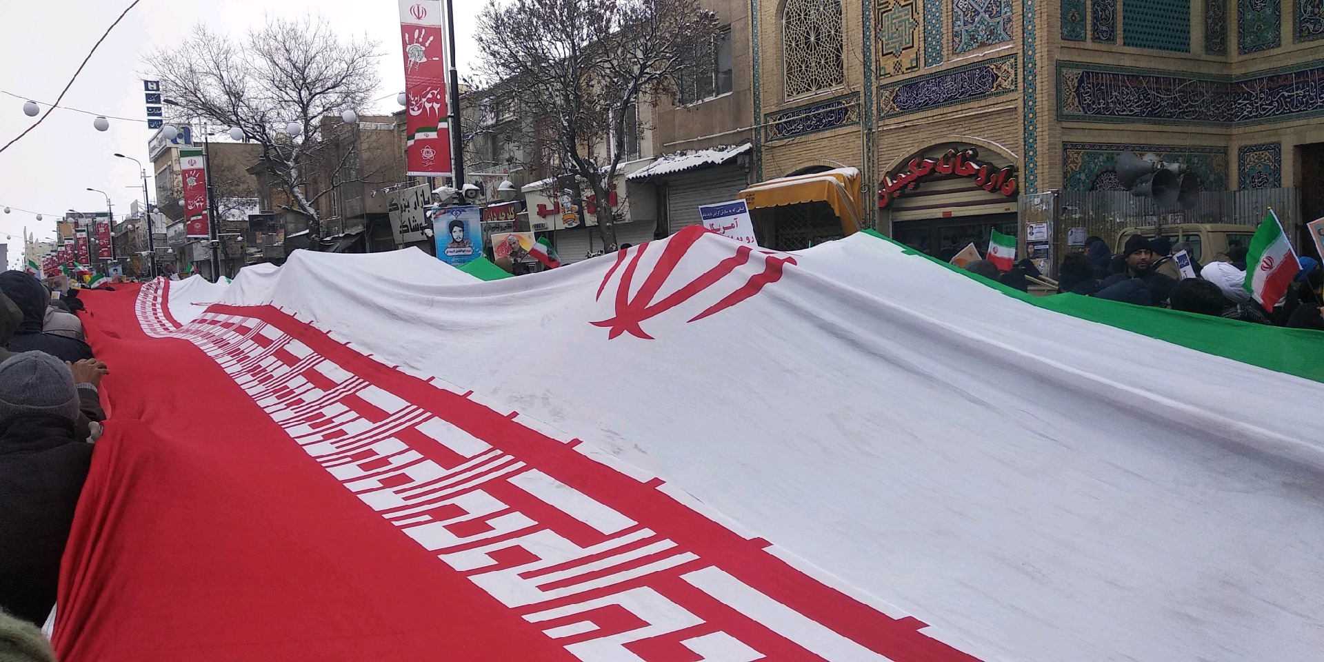 آغاز راهپیمایی ۲۲ بهمن ۹۸ در زنجان + تصاویر