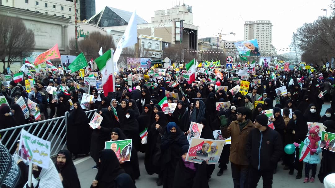 قابی از فیلم&zwnj;ها و عکس&zwnj;های راهپیمایی ۲۲ بهمن امروز در مشهد