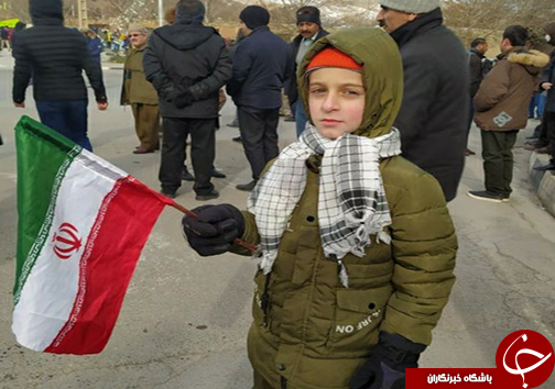 تصاویر و حاشیه های راهپیمایی ۲۲ بهمن ۹۸ در مهاباد