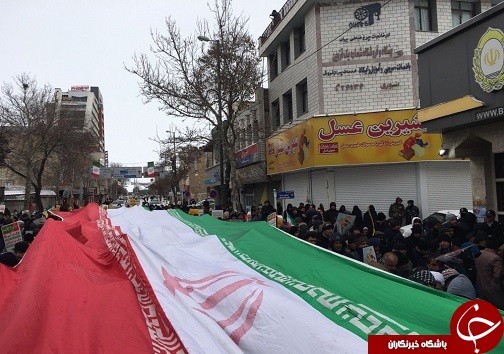 گرمای حضور مردم قزوین در سرمای بهمن گرمای حضور مردم قزوین در سرمای بهمن