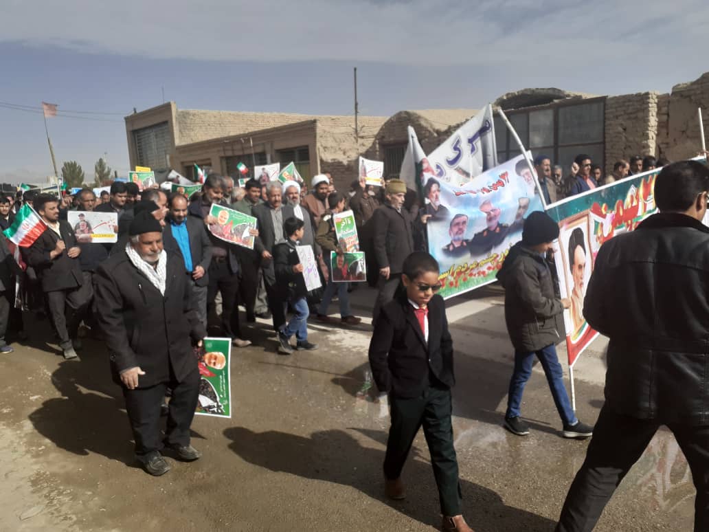 آغاز راهپیمایی ۲۲ بهمن در شهرستان&zwnj;های کرمان+ تصاویر