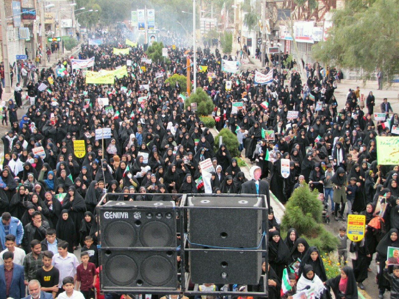 آغاز راهپیمایی ۲۲ بهمن در شهرستان&zwnj;های کرمان+ تصاویر
