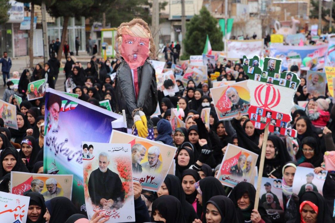 تجدید بیعت مردم تربت جام با آرمانهای انقلاب با حضور پرشور در راهپیمایی ۲۲ بهمن