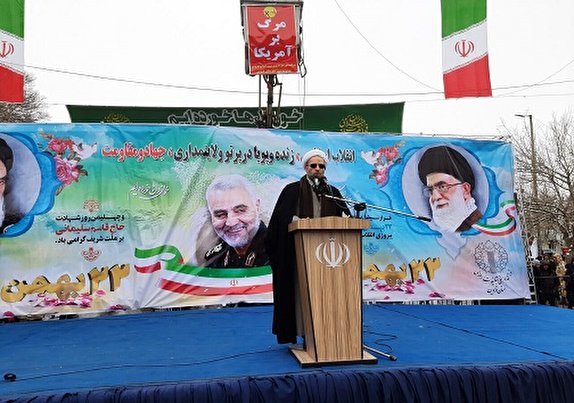انقلاب اسلامی ایران، محصول عمل به قرآن است