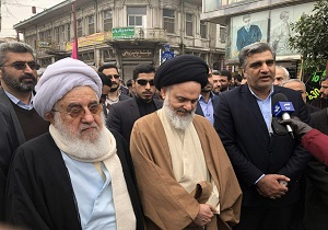 حضور مردم نشان دادکه ملت با تمام وجود پای انقلاب ایستاده و از همه دستاورد‌ها دفاع می‌کند