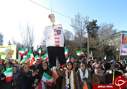 تصاویر و حاشیه های راهپیمایی ۲۲ بهمن ۹۸ در مهاباد