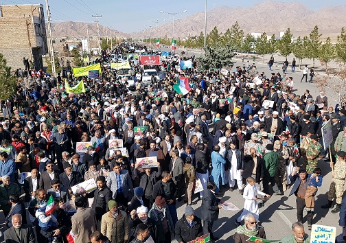عکس و حاشیه&zwnj;های راهپیمایی ۲۲ بهمن ۹۸ در شهرستان&zwnj;های خراسان جنوبی