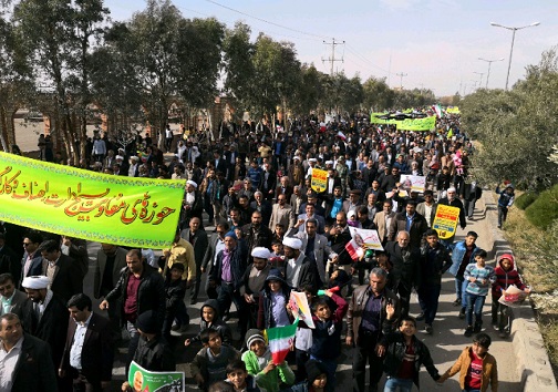 عکس و حاشیه&zwnj;های راهپیمایی ۲۲ بهمن ۹۸ در شهرستان&zwnj;های خراسان جنوبی