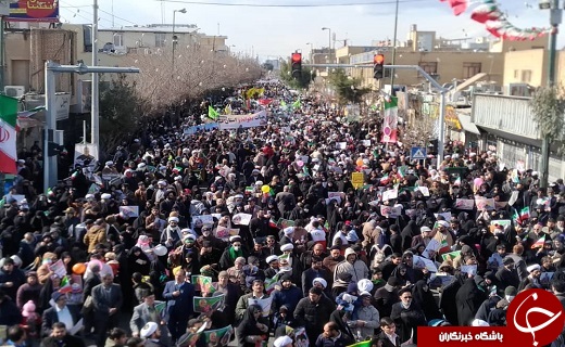 حضور گسترده و باشکوه مردم قم در جشن ۴۱ سالگی انقلاب+تصاویر