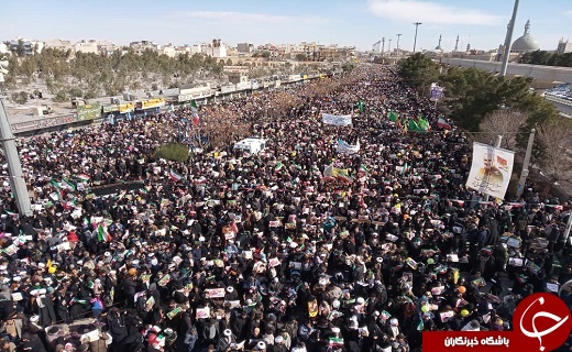 حضور گسترده و باشکوه مردم قم در جشن ۴۱ سالگی انقلاب+تصاویر