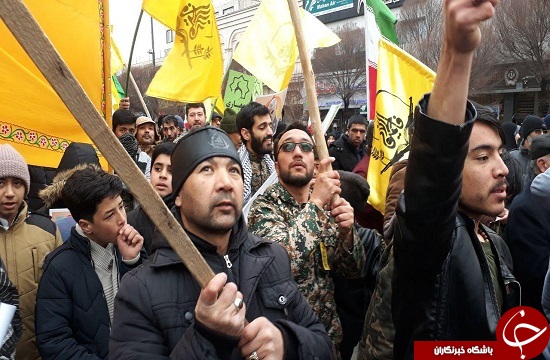 گزارش تصویری: حضور گسترده مهاجرین افغانستانی در جشن ۴۱ سالگی انقلاب اسلامی گزارش تصویری: حضور گسترده مهاجرین افغانستانی در جشن ۴۱ سالگی انقلاب اسلامی