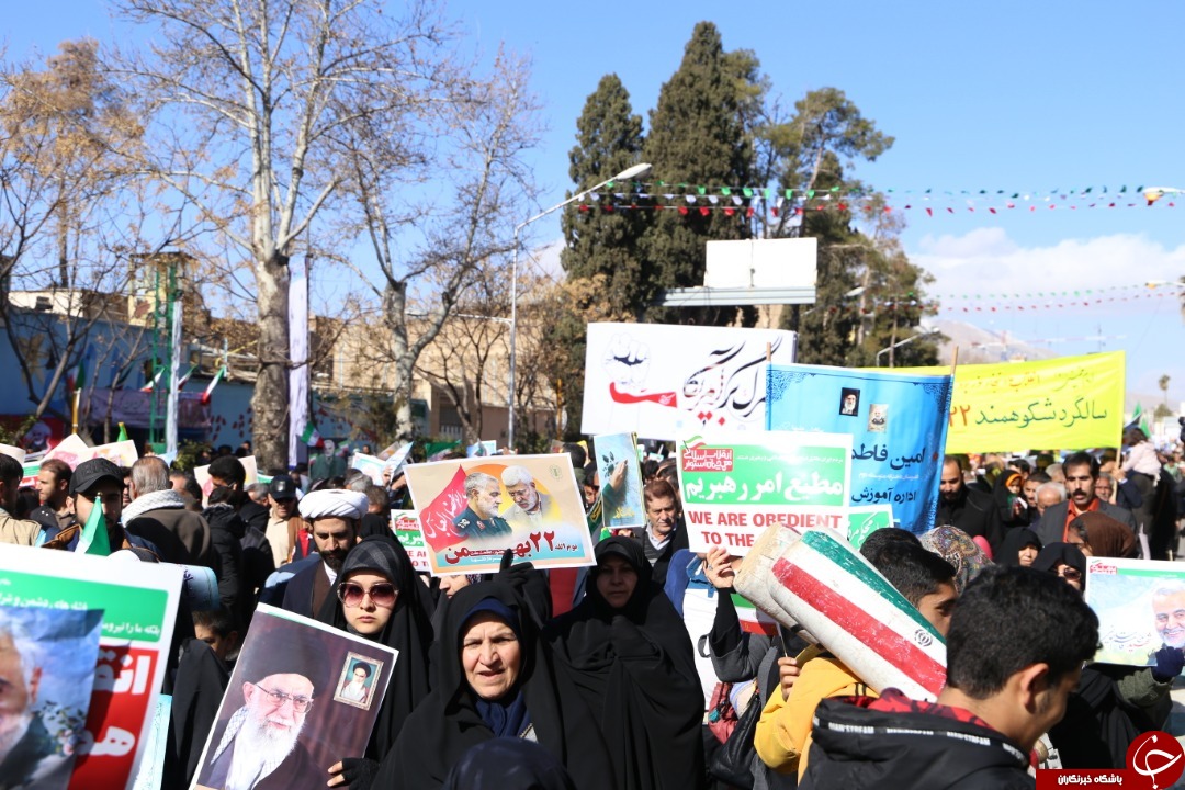 فارس به پاس پیروزی انقلاب در ۲۲ بهمن و به یاد سردار دل&zwnj;ها به پا خواست + تصاویر