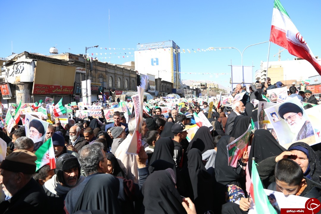فارس به پاس پیروزی انقلاب در ۲۲ بهمن و به یاد سردار دل&zwnj;ها به پا خواست + تصاویر
