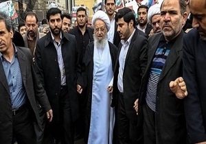 مردم امروز بار دیگر مشت محکمی بر دهان آمریکا و جنایتکاران زدند