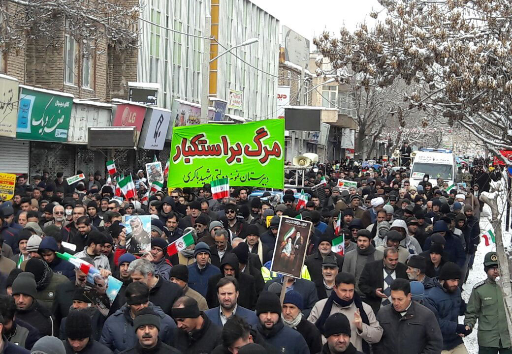 عکس&zwnj;ها و حاشیه&zwnj;های راهپیمایی ۲۲بهمن ۹۸ در استان آذربایجان شرقی