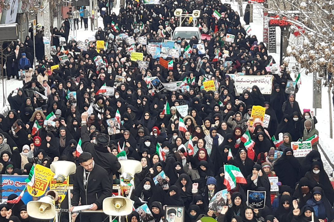 عکس&zwnj;ها و حاشیه&zwnj;های راهپیمایی ۲۲بهمن ۹۸ در استان آذربایجان شرقی