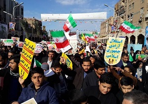ملت ایران همواره پشتیبان ولایت فقیه است