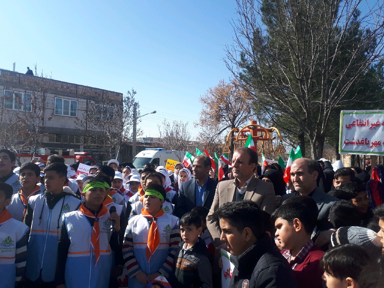 حضور پرشور مردم انقلابی خوشاب در راهپیمایی ۲۲ بهمن