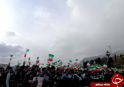 جشن  مردم لرستان در چهل و یکمین بهار پیروزی انقلاب اسلامی+ تصاویر