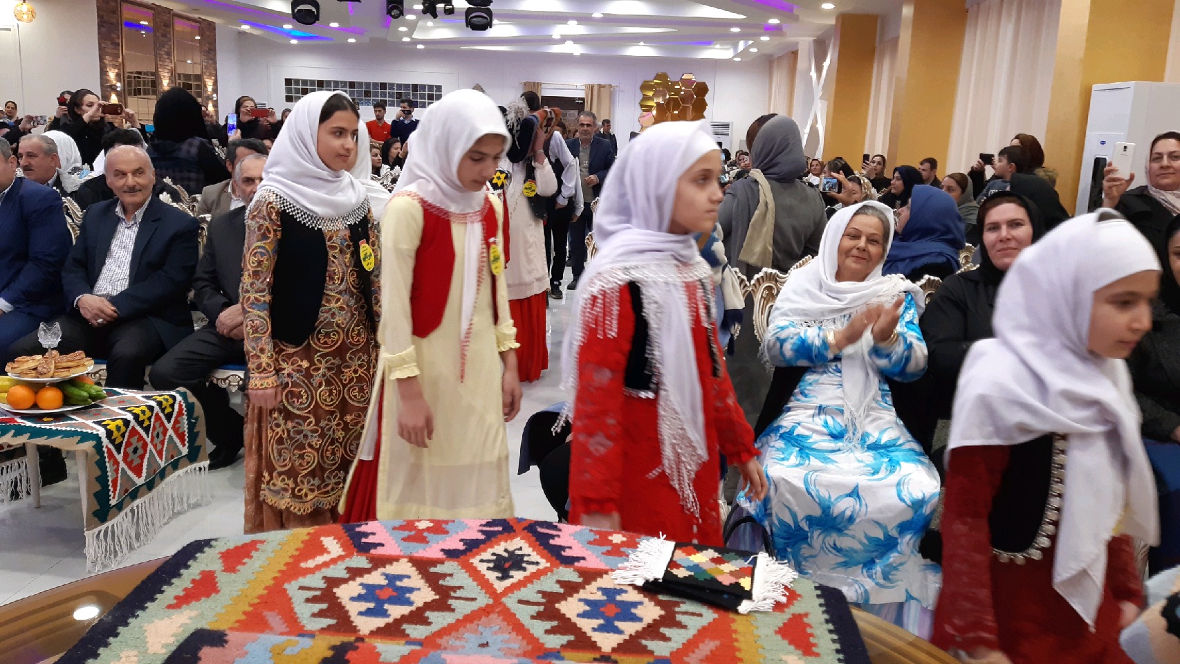 برگزاری جشنواره گلیم بافان