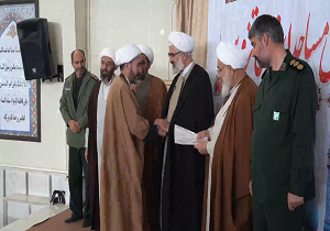 تجلیل از فعالان مساجد در قزوین