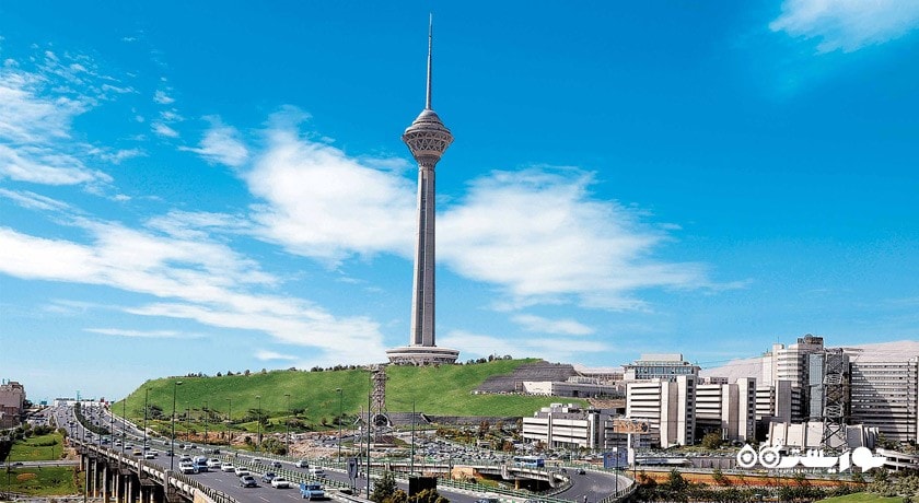 بازدید رایگان بانوان پایتخت از برج میلاد همزمان با فرا رسیدن ولادت بانوی دو عالم