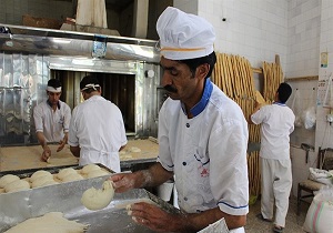 تجلیل از ۳ نانوایی نمونه در دامغان