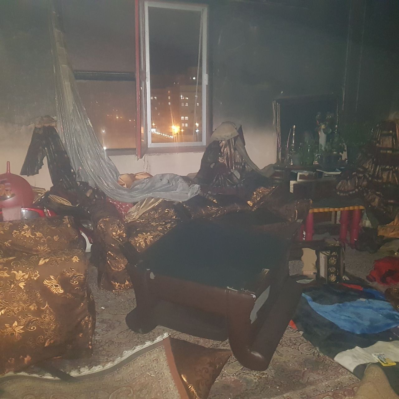 طعمه حریق شدن طبقه ششم منزل مسکونی در کرمان