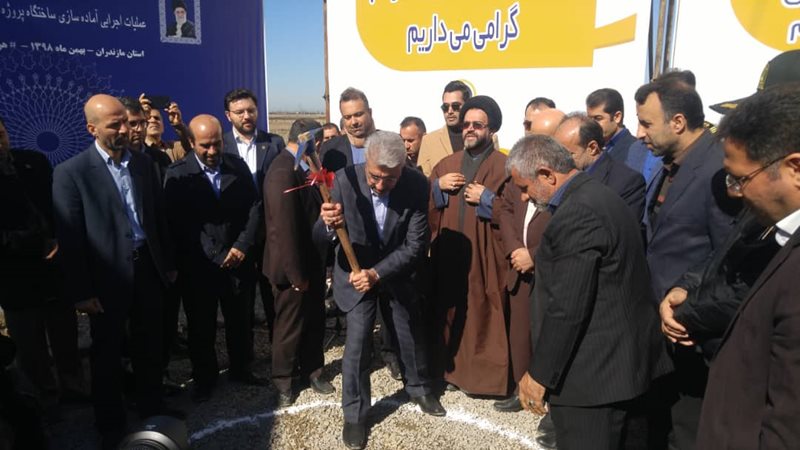 آیین کلنگ زنی نیروگاه سیکل ترکیبی محمودآباد با حضور وزیر نیرو