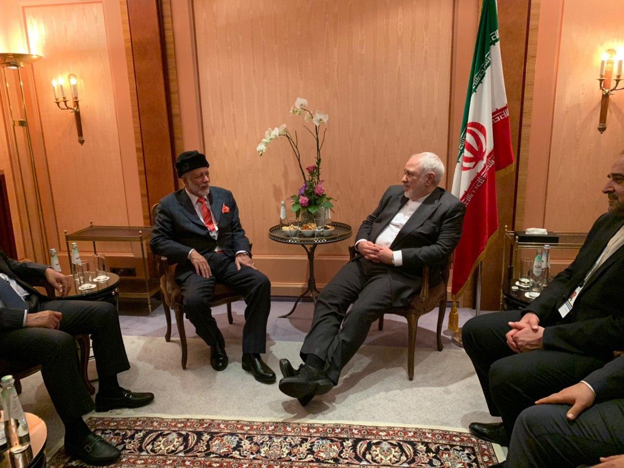 ظریف و وزیر خارجه عمان گفت&zwnj;وگو&zwnj; و&zwnj; نبادل نظر کردند