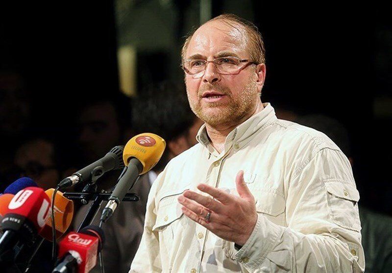 مشکلات کشور از جایی آغاز شد که عده&zwnj;ای خواستند باورهای انقلابی را تغییر دهند