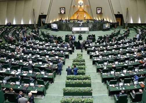آخرین خبرها از استان های درگیر برف/ دستگیری مرد هزار چهره در مشهد/ نگرانی&zwnj;ها از تهدید و تخریب آثار مدفون کاخ جهان&zwnj;نمای اصفهان