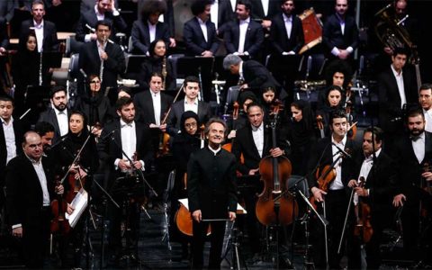 ادای دین ارکستر سمفونیک به درگذشتگان سانحه هواپیمای اوکراینی/وزیر ارشاد به تماشای کنسرت ارکستر سمفونیک تهران نشست