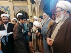 طلاب در جامعه باید الگو باشند/ ۲۰۰ روحانی معمم شدند