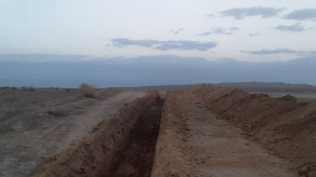حفر کانال حفاظتی اطراف تاغزارهای اشتهارد