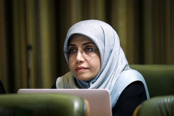 فخاری خواستار رعایت سهم ۳۰ درصدی زنان در پست‌های مدیریت شهری شد