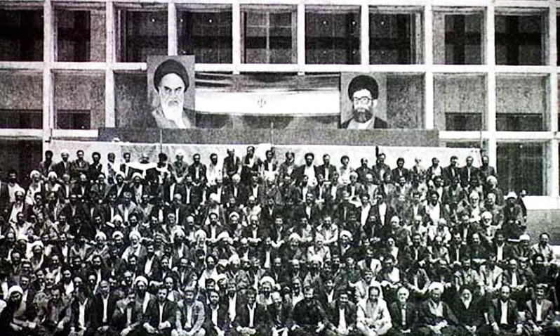 پیدایش مجمع روحانیون مبارز و جامعه مدرسین از انتخابات مجلس سوم شورای اسلامی آغاز شد