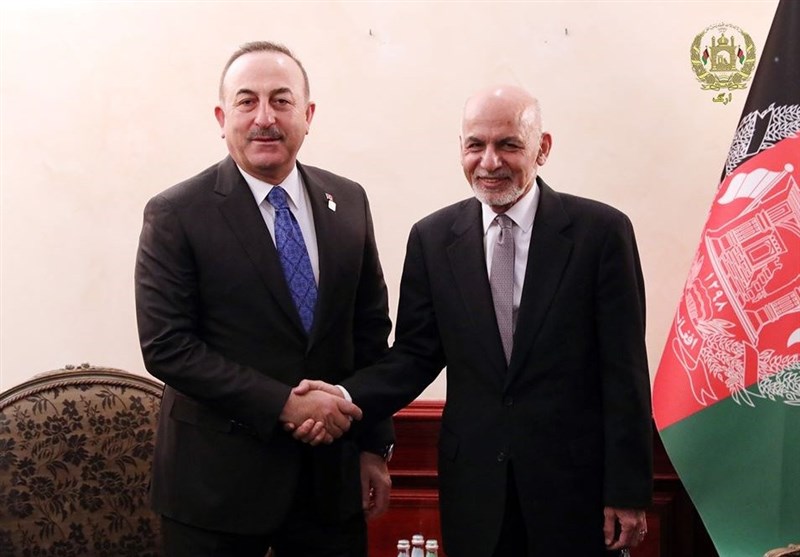 گفتگوی اشرف غنی و وزیر خارجه ترکیه در مونیخ